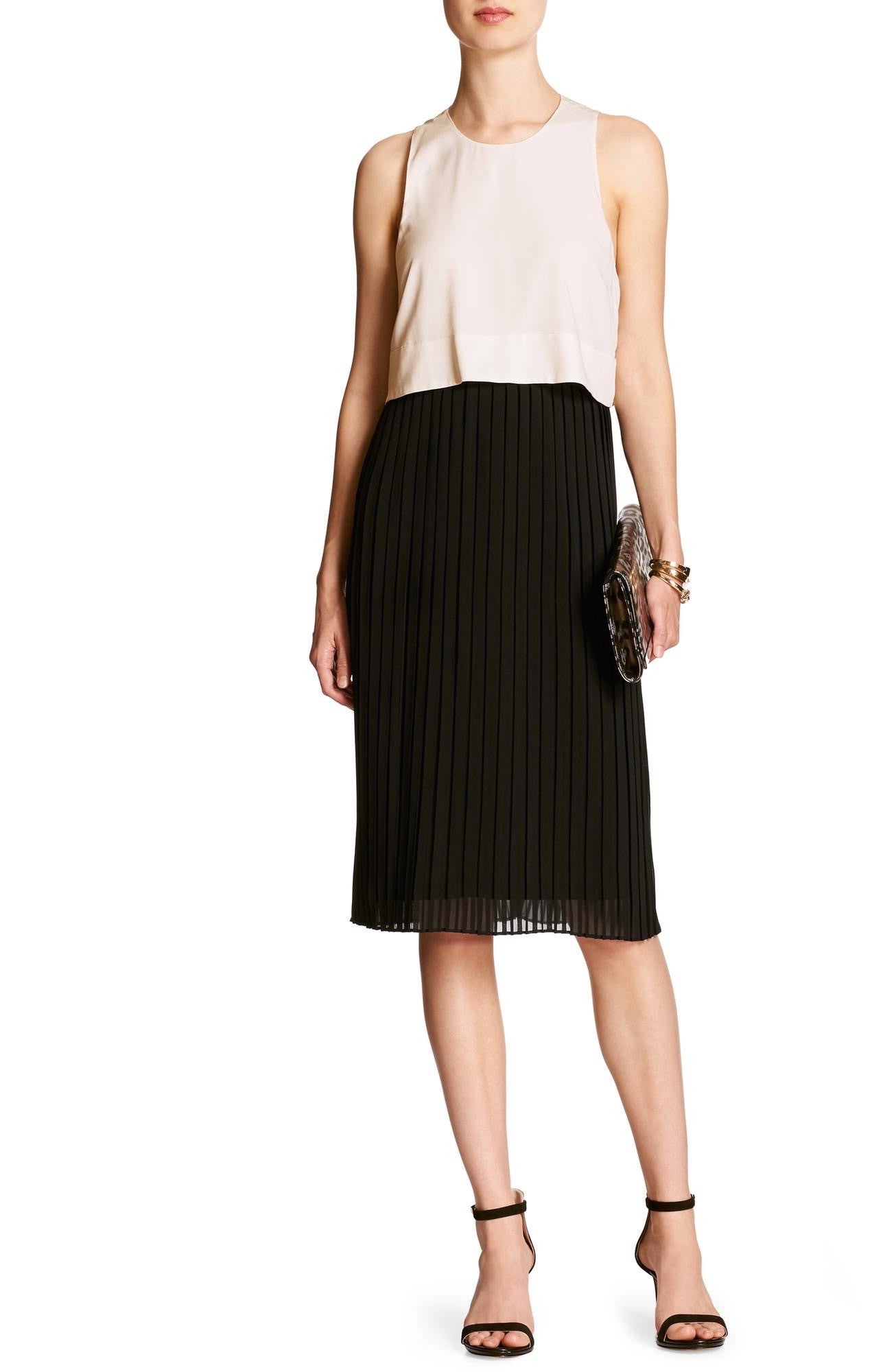 BANANA REPUBIC PLEATED BLACK AND WHITE DRESS