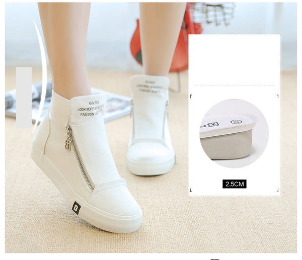 Converse Classic High Top  Sneakers